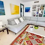 Lili Villa El Perelló