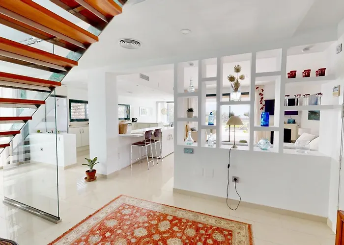 Lili Villa El Perelló